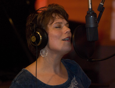 jill hatter in studio